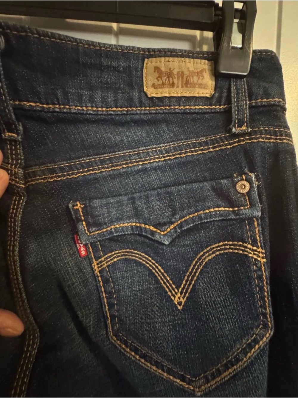 Levi’s 529 Curvy Straight Jeans - Picture 5 of 7